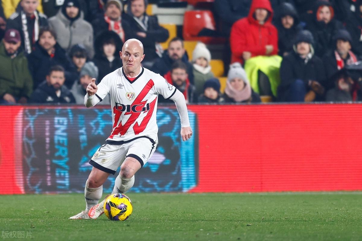 瓦伦西亚连胜收官,士气如虹 瓦伦西亚连胜收官,士气如虹