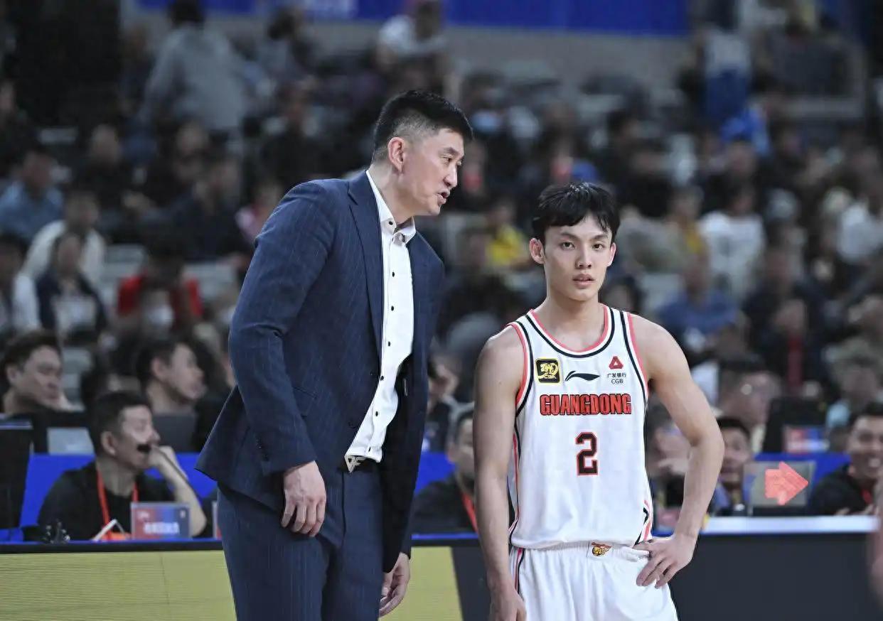 上海队爆发神级表现,全国篮球锦标赛被彻底压制,破门的简单介绍 上海队爆发神级表现,全国篮球锦标赛被彻底压制,破门的简单介绍