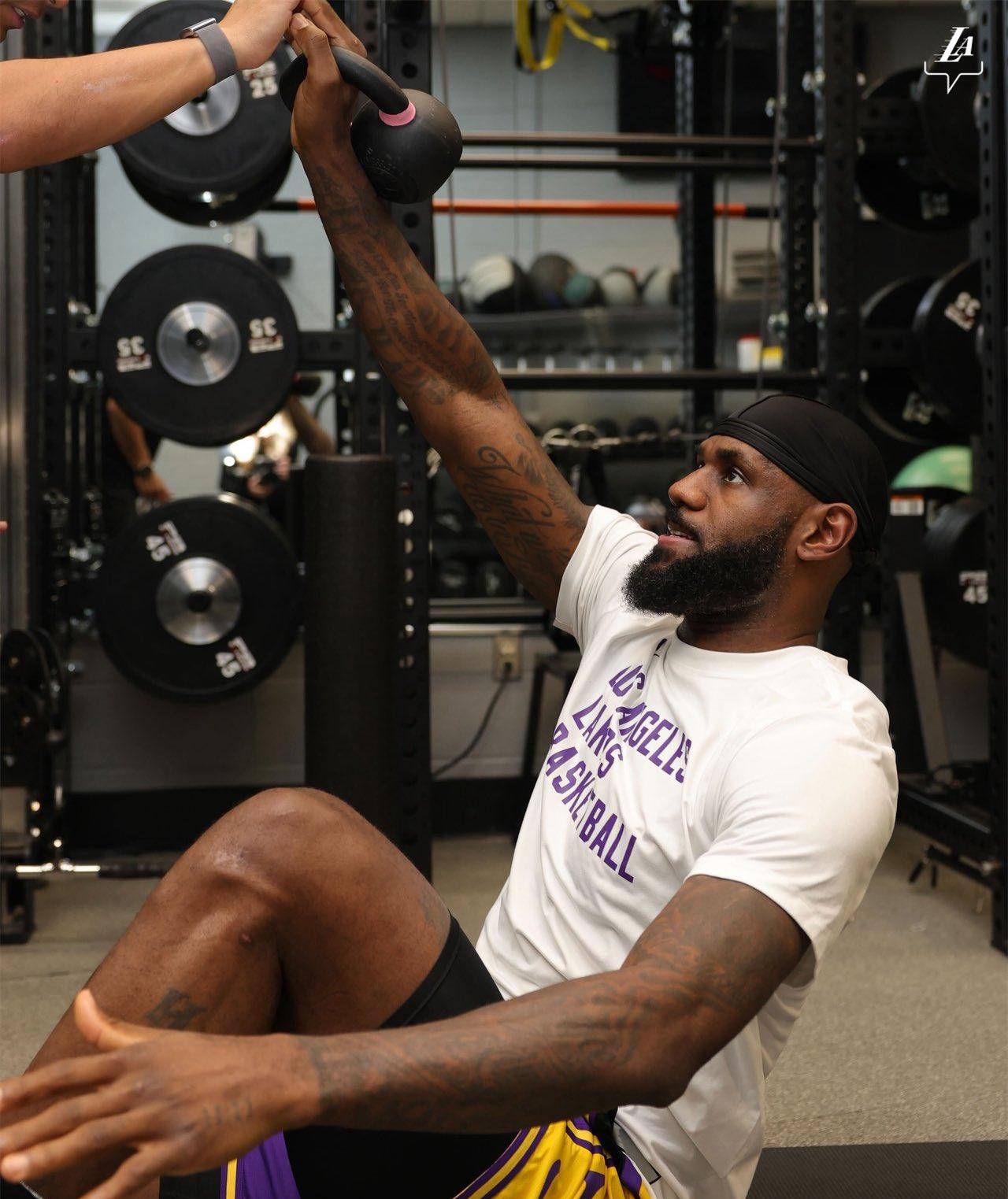 关于曼联面临不利局面,势必加强训练备战的信息 关于曼联面临不利局面,势必加强训练备战的信息