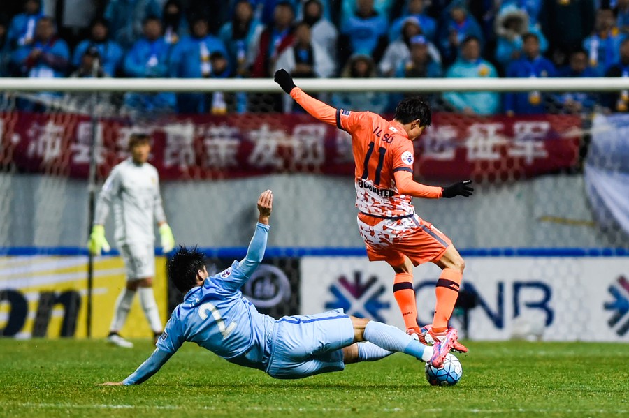 星空体育投注-里尔客场全取三分，球员奋力拼搏的简单介绍