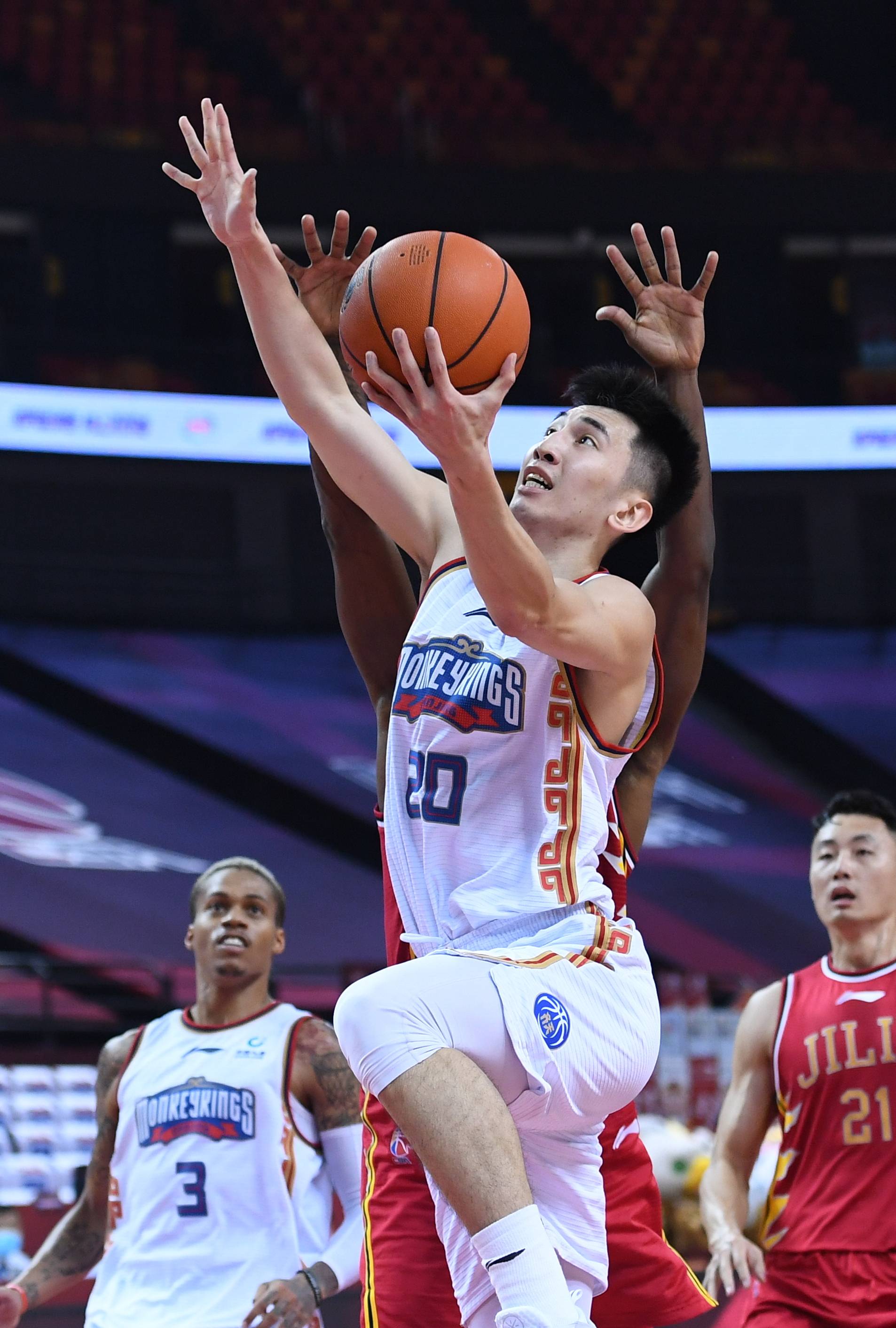 星空体育官网登录网址-包含黑龙江男篮球员面对比赛，信心十足的词条