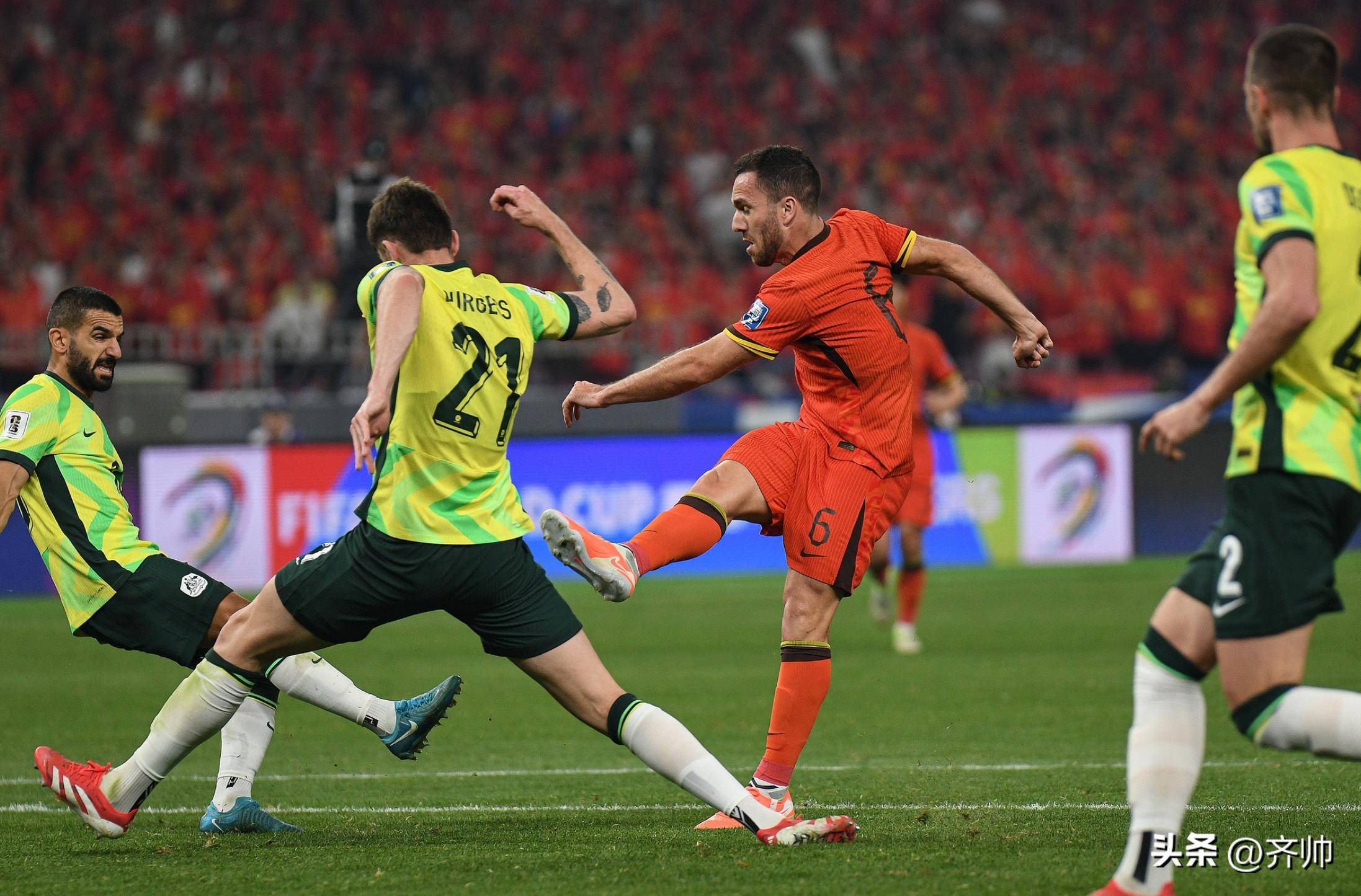 星空体育app下载-包含南斯拉夫国脚备战全力以赴，准备在比赛中发光的词条