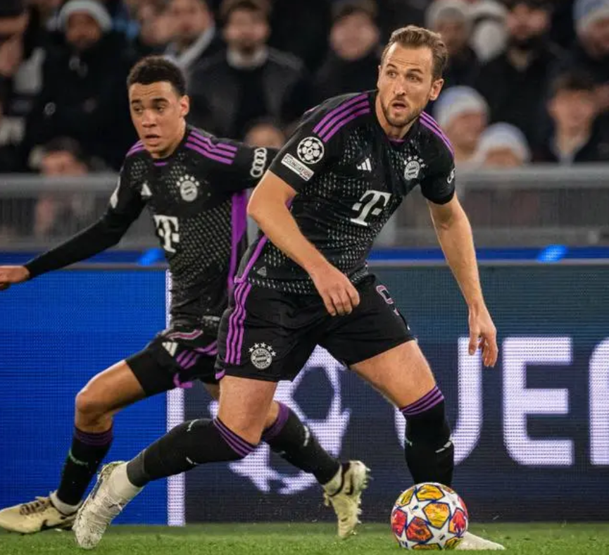 拜仁慕尼黑将签下拉齐奥前锋，冬窗引援有望