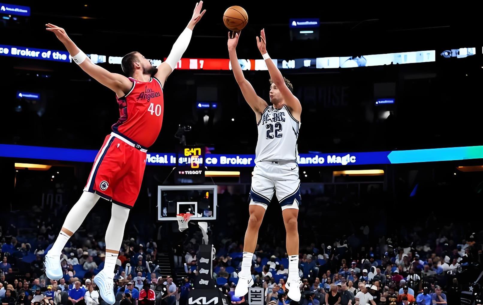 星空体育新闻-快船主场大胜太阳，继续紧追西部前列的简单介绍