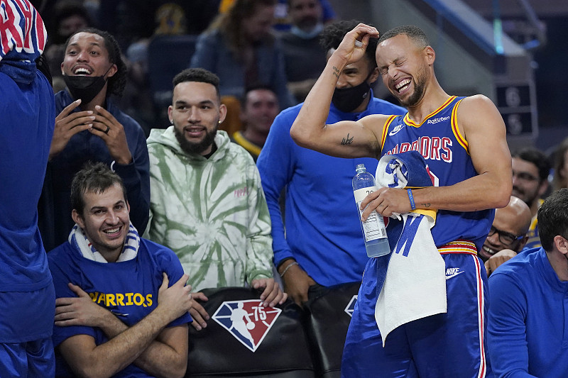 星空体育官网登录网址-开拓者控卫状态火热，打出完美表现的简单介绍