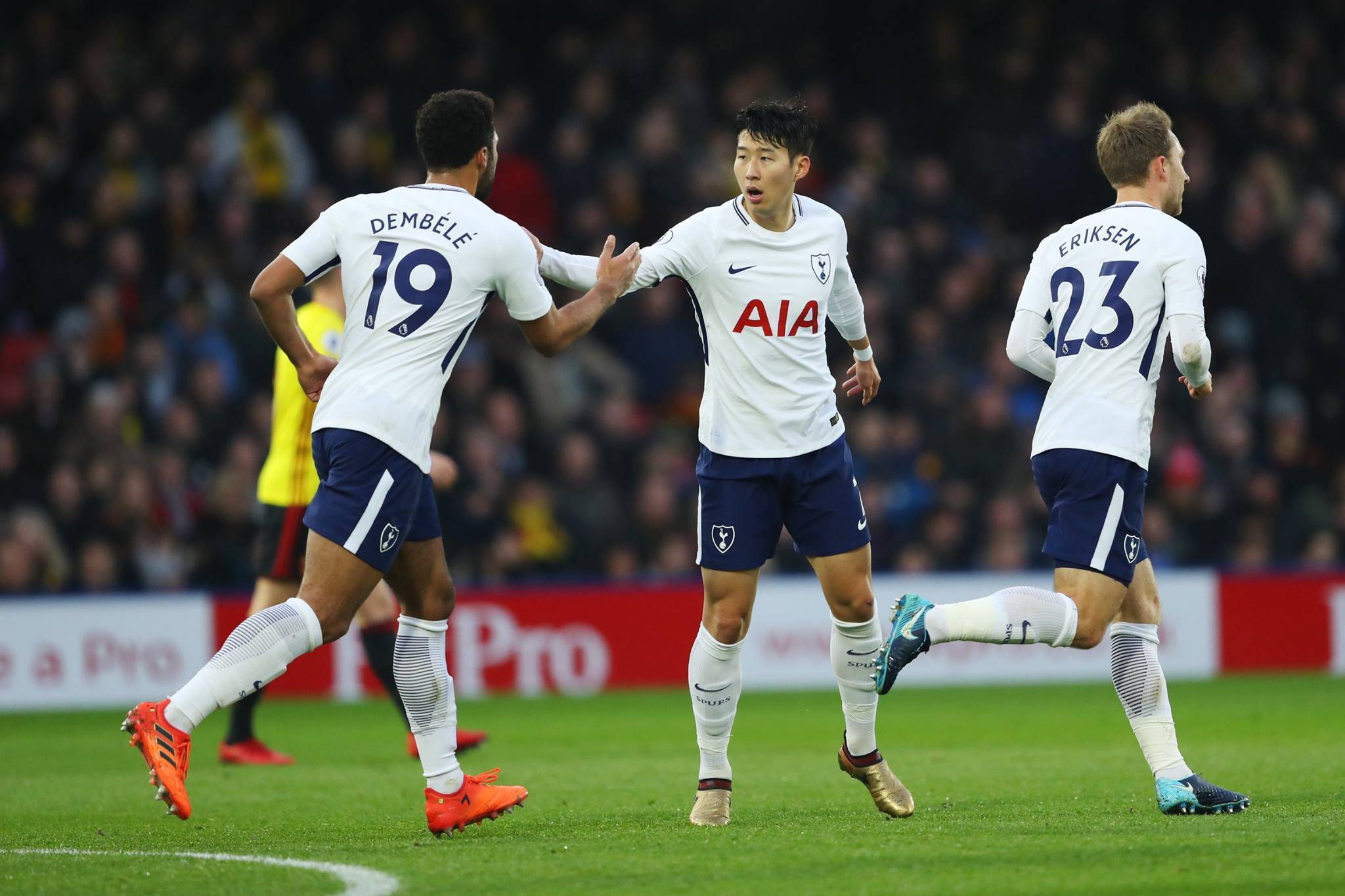 狼队主场惊险逆转,英超球队士气毫不妥协 狼队主场惊险逆转,英超球队士气毫不妥协