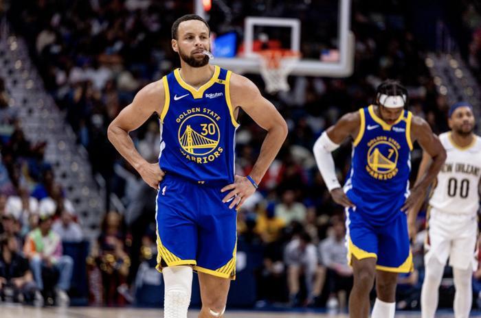 星空体育在线-勇士队两连败，库里状态低迷遭质疑的简单介绍
