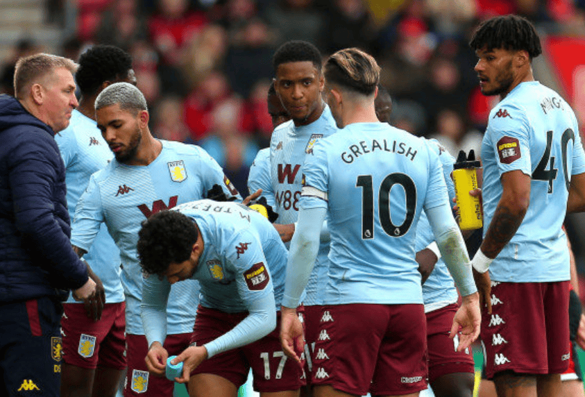 星空体育登录-阿斯顿维拉突破重围全取三分，球队走强