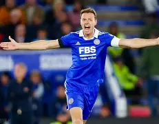 星空体育网页版-包含选手墙：莱切斯特城青年军再为看台挑梁的词条