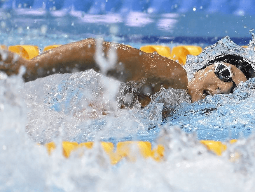 欧洲游泳强手取胜,蝉联冠军 欧洲游泳强手取胜,蝉联冠军