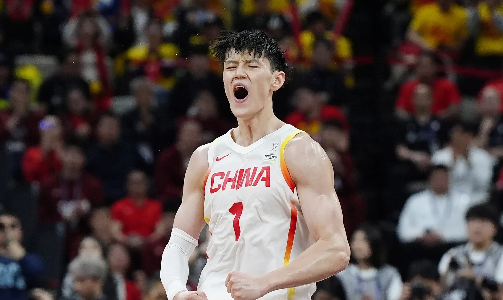 星空体育app下载-球队战术娴熟，攻守兼备实力卓越的简单介绍