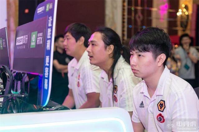 星空体育竞技-电子体育在道格拉斯体育场举办，用游戏新体验英超比赛的简单介绍