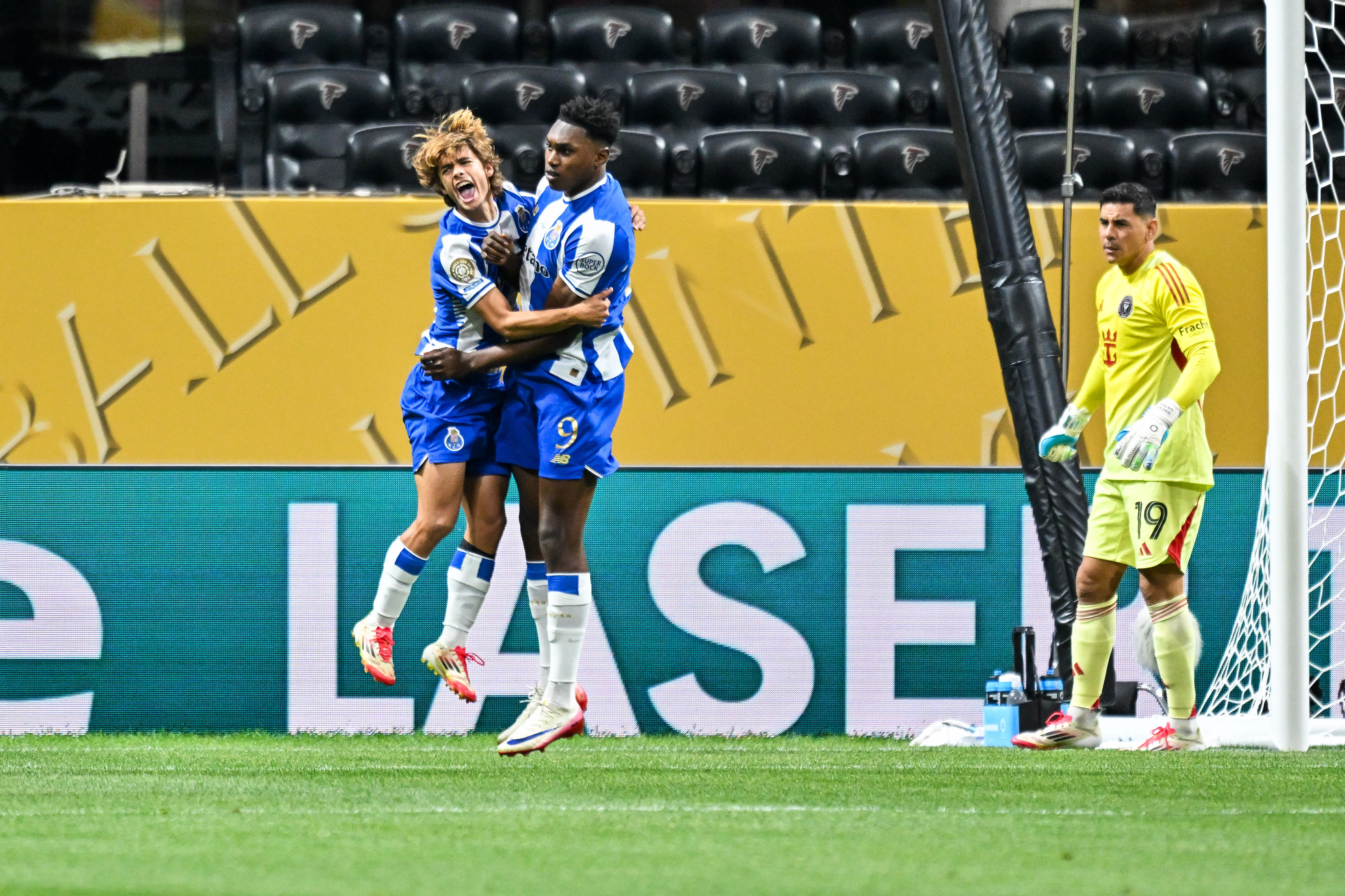 阿尔及利亚足球队备战世预赛的简单介绍