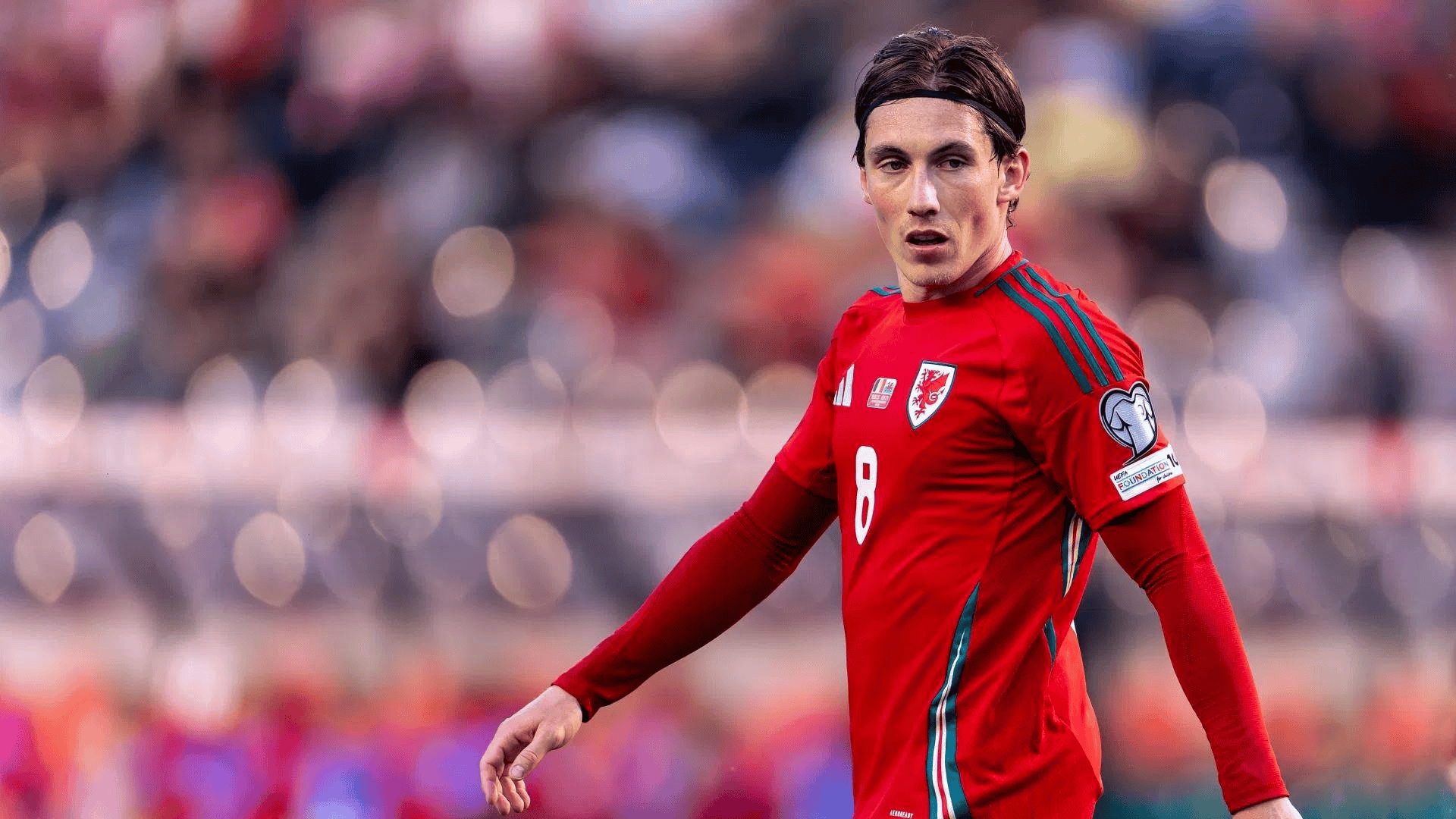 威尔士队在比赛中展现强大实力,获得胜利 威尔士队在比赛中展现强大实力,获得胜利