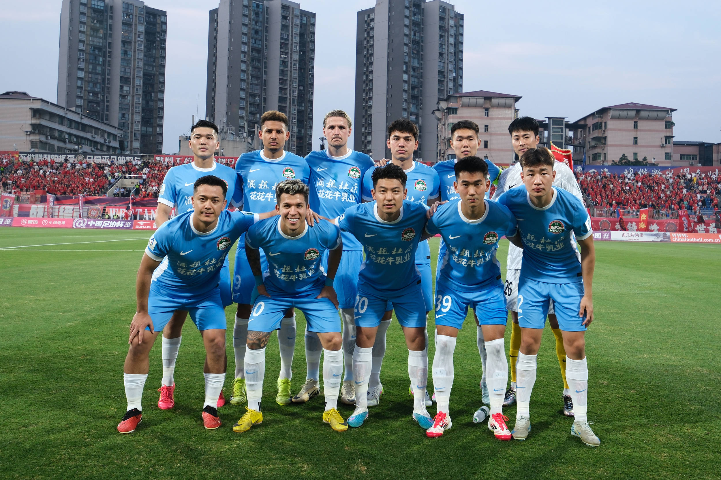 包含中超球队取得大胜,实力得到认可,赢得球迷喜爱的词条 包含中超球队取得大胜,实力得到认可,赢得球迷喜爱的词条