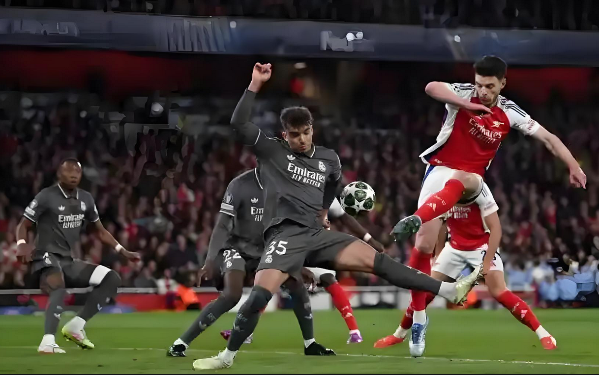 包含阿尔梅里亚主场逆转战胜，实现惊天逆袭的词条