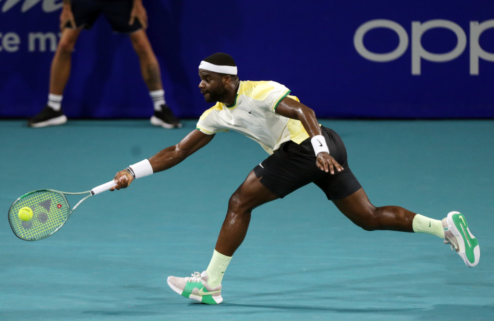 墨西哥选手在比赛中展现出色技术 墨西哥选手在比赛中展现出色技术