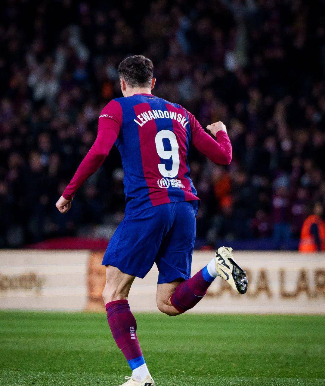 星空体育app下载地址-包含格拉纳达主场获胜，强势进军前列的词条