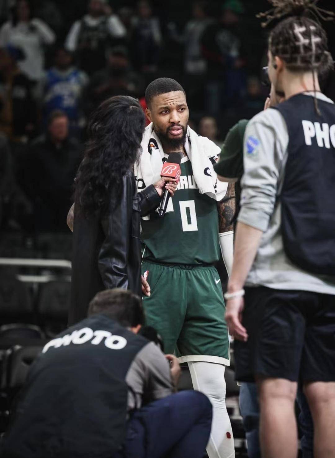 开拓者逆转魔术，利拉德绝杀砍30分的简单介绍