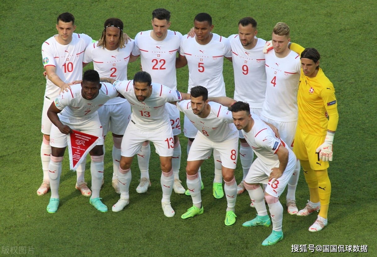 星空体育网站入口-意大利与瑞士激烈对战，争取晋级欧国联决赛机会的简单介绍